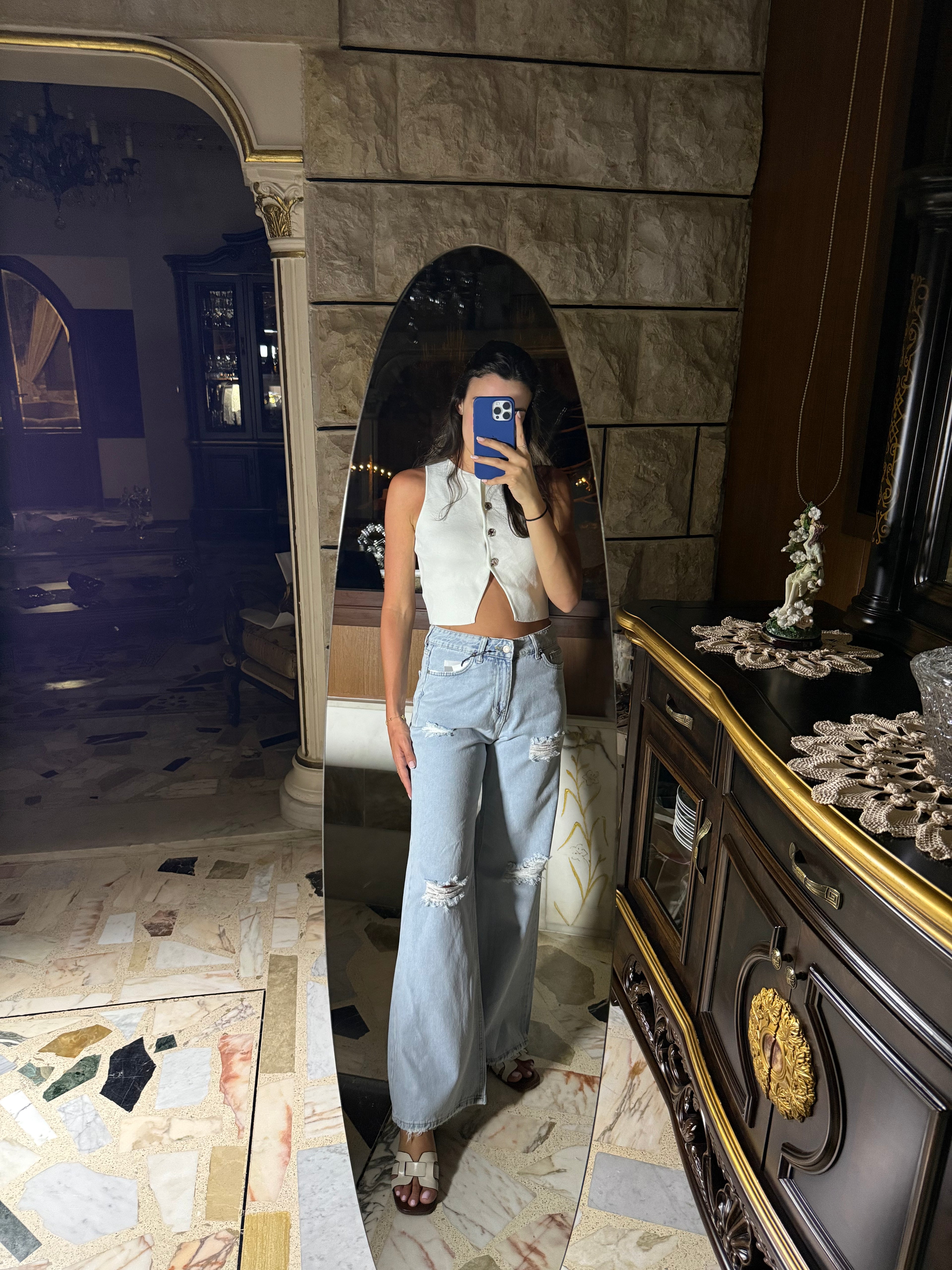 Loose Fit Ripped Jeans